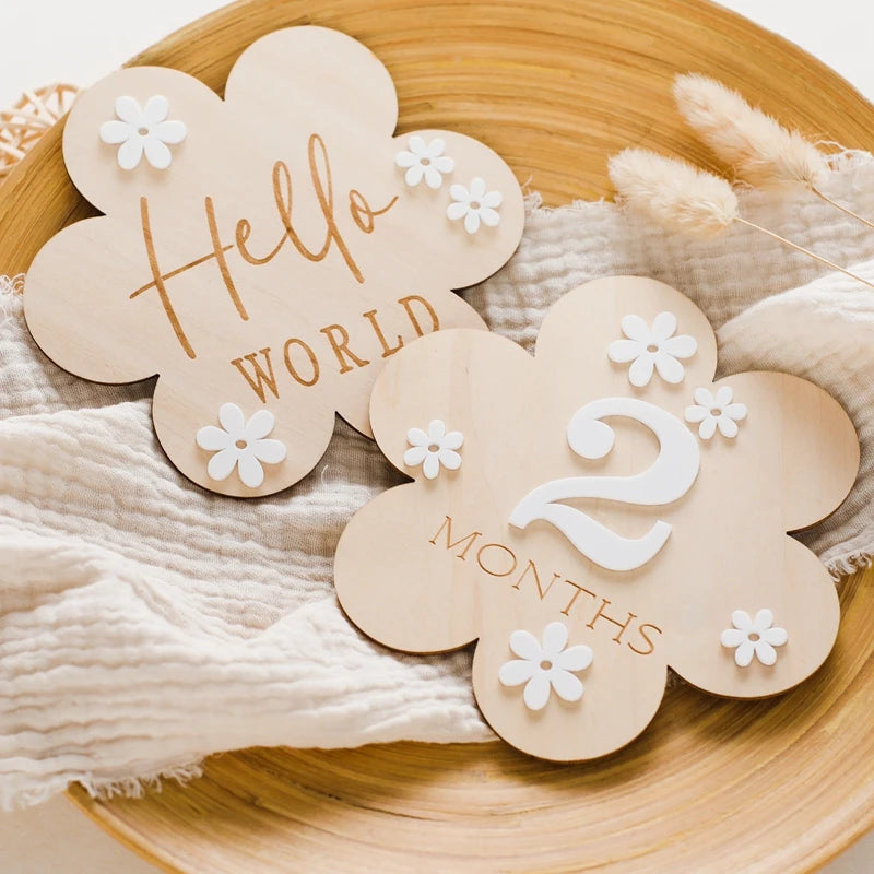 Wooden Baby Milestone Cards – Monthly Photo Props for Baby Memories